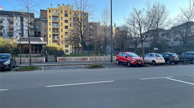 Ad.ze Porta Romana - box auto