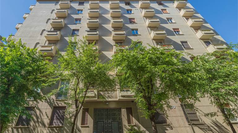 Office for sale in Milano
